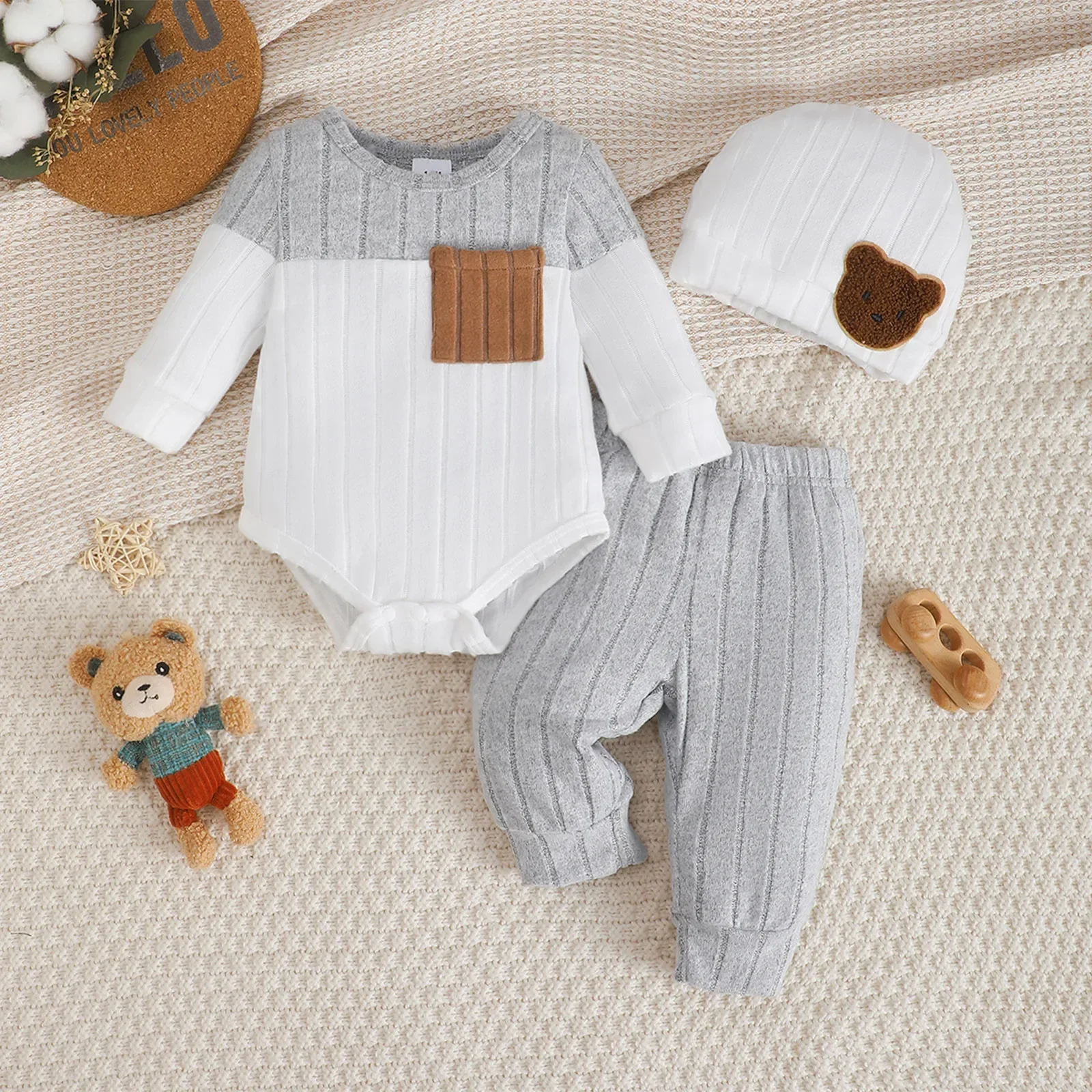 Color-Blocked Newborn Set - 0-18M Essentials