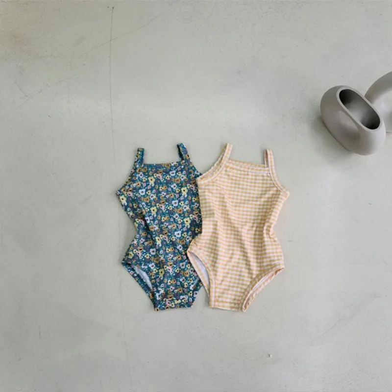 Baby Girl Swimwear Set – One-Piece with Sun Hat - Image 9