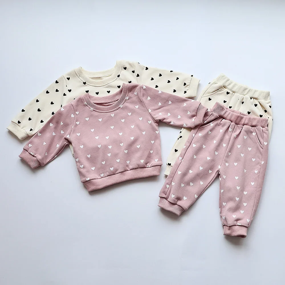 Heart Print Hoodie Set – Cozy Casual - Image 2